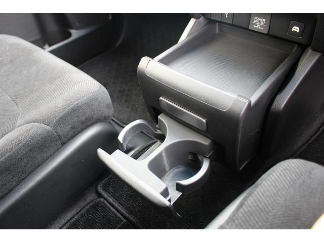 オデッセイハイブリッド ハイブリッド・ホンダセンシング 禁煙車 両側電動スライドドア フルセグTV 運転席パワーシート ビルトインETC バックカメラ プラズマクラスター付きオートエアコン 革巻きステアリング Bluetooth接続 LEDヘッド・フォグ(61枚目)