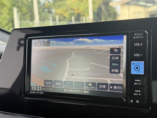 プリウス X 純正9インチナビ フルセグ バックカメラ 衝突軽減ブレーキ アダクティブクルーズコントロール レーンキープアシスト ETC レーンアシスト クリアランスソナー オートマチックハイビーム 100V電源(3枚目)