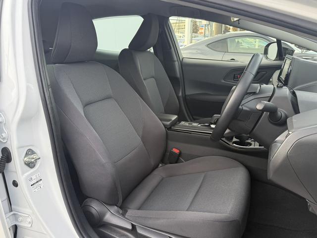 プリウス X 純正9インチナビ フルセグ バックカメラ 衝突軽減ブレーキ アダクティブクルーズコントロール レーンキープアシスト ETC レーンアシスト クリアランスソナー オートマチックハイビーム 100V電源(15枚目)