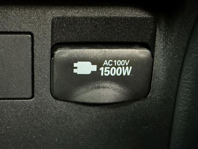 プリウス X 純正9インチナビ フルセグ バックカメラ 衝突軽減ブレーキ アダクティブクルーズコントロール レーンキープアシスト ETC レーンアシスト クリアランスソナー オートマチックハイビーム 100V電源(70枚目)