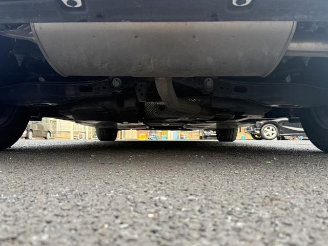 プリウス X 純正9インチナビ フルセグ バックカメラ 衝突軽減ブレーキ アダクティブクルーズコントロール レーンキープアシスト ETC レーンアシスト クリアランスソナー オートマチックハイビーム 100V電源(72枚目)