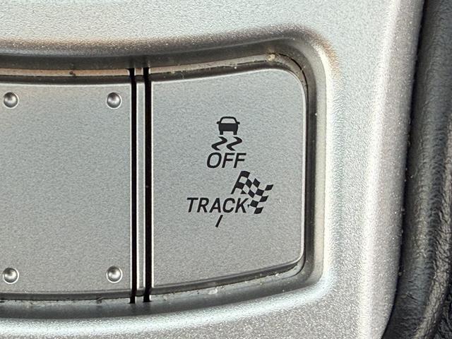 BRZ STI スポーツ 禁煙車 ワンオーナー 6速MT 社外ナビ ワンセグ バックカメラ オートクルーズコントロール ボルドー革アルカンターラコンビシート STIマフラー BREMBO 純正18インチAW シートヒーター(60枚目)