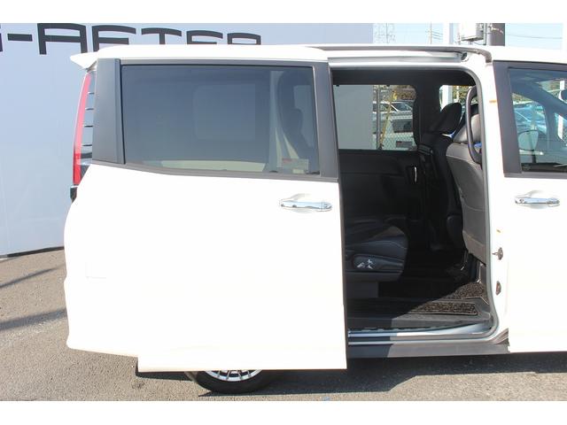ノア ハイブリッドSi ダブルバイビーII 禁煙車 両側電動スライドドア 純正ナビ フルセグ シートヒーター オートクルーズ 衝突軽減ブレーキ LEDヘッドライト ETC ハーフレザー オートマチックハイビーム レーンディバーチヤーアラート(37枚目)