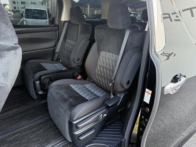 アルファード ２．５Ｓ　後期型　禁煙車　メーカー１３．２インチ後席モニター　純正９インチナビ　フルセグ　Ｂカメラ　両側電動スライドドア　ＥＴＣ　デジタルインナーミラー　トヨタセーフティセンス　アダプティブクルーズコントロール（46枚目）