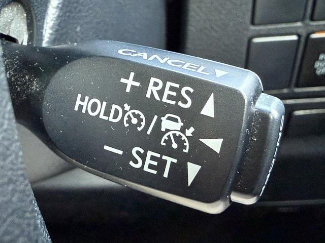 アルファード ２．５Ｓ　後期型　禁煙車　メーカー１３．２インチ後席モニター　純正９インチナビ　フルセグ　Ｂカメラ　両側電動スライドドア　ＥＴＣ　デジタルインナーミラー　トヨタセーフティセンス　アダプティブクルーズコントロール（54枚目）