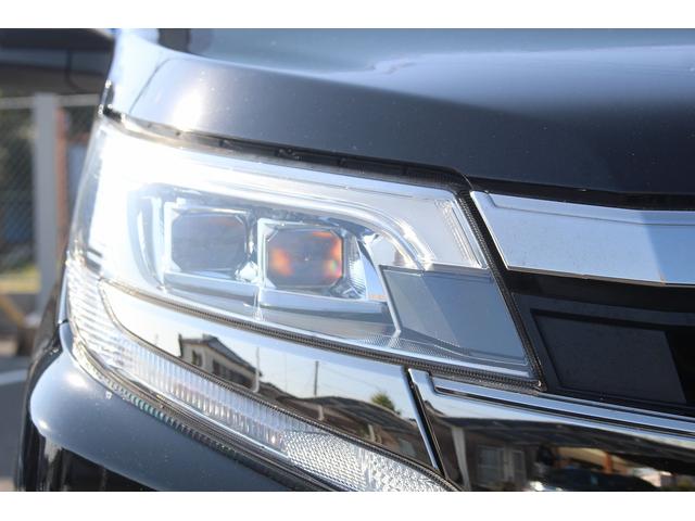 ノア Si ダブルバイビーIII 禁煙車 メーカー13.2型後席モニター フルセグ バックカメラ 両側電動スライドドア 衝突軽減ブレーキ ETC2.0 Bluetooth レーンキープアシスト クリアランスソナー ハーフレザーシート(12枚目)