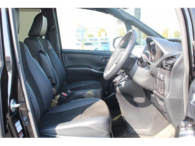 ノア Si ダブルバイビーIII 禁煙車 メーカー13.2型後席モニター フルセグ バックカメラ 両側電動スライドドア 衝突軽減ブレーキ ETC2.0 Bluetooth レーンキープアシスト クリアランスソナー ハーフレザーシート(43枚目)