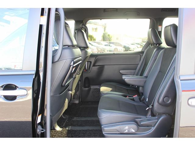 ノア Si ダブルバイビーIII 禁煙車 メーカー13.2型後席モニター フルセグ バックカメラ 両側電動スライドドア 衝突軽減ブレーキ ETC2.0 Bluetooth レーンキープアシスト クリアランスソナー ハーフレザーシート(45枚目)