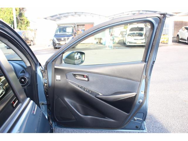 デミオ XD 禁煙車 純正マツダコネクトナビ バックモニター アイドリングストップ ETC フルセグTV 純正15インチアルミホイール 6MT USB接続可 Bluetooth接続有 LEDヘッドライト(33枚目)