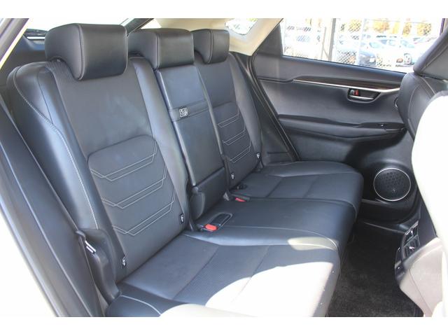 NX NX300h バージョンL 後期型 禁煙車 メーカー10インチナビ フルセグ バックカメラ フルエアロ オプション18インチAW 黒革シート パワーシート シートエアコン シートヒーター 3眼LEDヘッドライト ETC(15枚目)