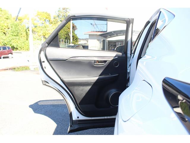 NX NX300h バージョンL 後期型 禁煙車 メーカー10インチナビ フルセグ バックカメラ フルエアロ オプション18インチAW 黒革シート パワーシート シートエアコン シートヒーター 3眼LEDヘッドライト ETC(38枚目)