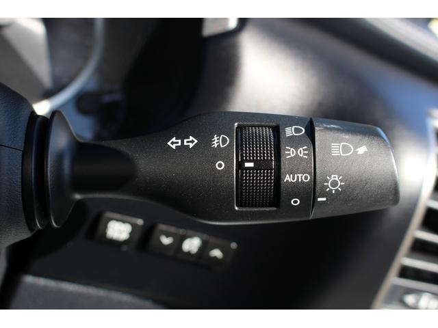 NX NX300h バージョンL 後期型 禁煙車 メーカー10インチナビ フルセグ バックカメラ フルエアロ オプション18インチAW 黒革シート パワーシート シートエアコン シートヒーター 3眼LEDヘッドライト ETC(51枚目)