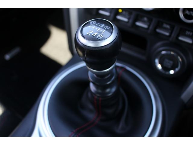 BRZ S 令和2年登録 禁煙車 6速MT メーカーオプションリアスポイラー TEIN車高調 フルセグTV バックカメラ ETC2.0 純正17インチアルミホイール LEDヘッドフォグ クルーズコントロール(3枚目)