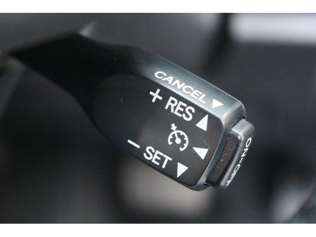 ヴォクシー ハイブリッドZS 後期型 禁煙車 純正10インチナビ フルセグ TRDフルエアロ バックモニター 両側電動スライド シートヒーター ビルトインETC 衝突軽減ブレーキ オートクルーズコントロール 純正AW(5枚目)