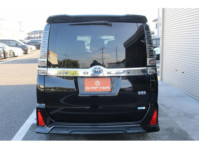 ヴォクシー ハイブリッドZS 後期型 禁煙車 純正10インチナビ フルセグ TRDフルエアロ バックモニター 両側電動スライド シートヒーター ビルトインETC 衝突軽減ブレーキ オートクルーズコントロール 純正AW(11枚目)