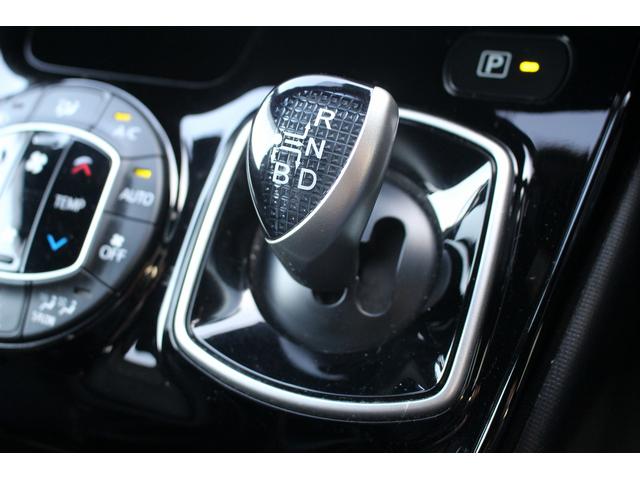 ヴォクシー ハイブリッドZS 後期型 禁煙車 純正10インチナビ フルセグ TRDフルエアロ バックモニター 両側電動スライド シートヒーター ビルトインETC 衝突軽減ブレーキ オートクルーズコントロール 純正AW(61枚目)