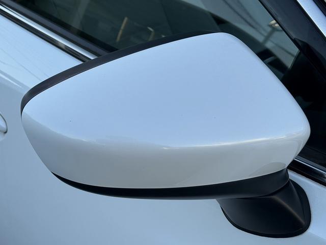 アテンザセダン ２５Ｓ　Ｌパッケージ　禁煙車　白革シート　ＢＯＳＥサウンド　純正７インチナビ　フルセグ　バックカメラ　クルーズコントロール　ヘッドアップディスプレイ　シートヒーター　パワーシート　ＥＴＣ　アイドリングストップ（28枚目）