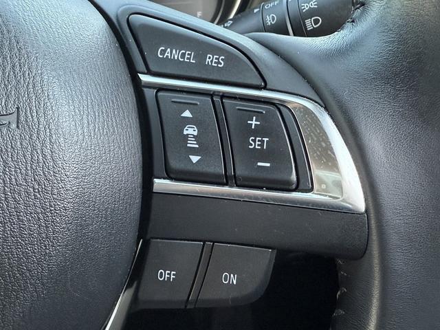 アテンザセダン ２５Ｓ　Ｌパッケージ　禁煙車　白革シート　ＢＯＳＥサウンド　純正７インチナビ　フルセグ　バックカメラ　クルーズコントロール　ヘッドアップディスプレイ　シートヒーター　パワーシート　ＥＴＣ　アイドリングストップ（41枚目）