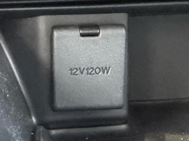 アテンザセダン ２５Ｓ　Ｌパッケージ　禁煙車　白革シート　ＢＯＳＥサウンド　純正７インチナビ　フルセグ　バックカメラ　クルーズコントロール　ヘッドアップディスプレイ　シートヒーター　パワーシート　ＥＴＣ　アイドリングストップ（57枚目）