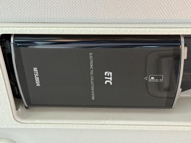 アテンザセダン ２５Ｓ　Ｌパッケージ　禁煙車　白革シート　ＢＯＳＥサウンド　純正７インチナビ　フルセグ　バックカメラ　クルーズコントロール　ヘッドアップディスプレイ　シートヒーター　パワーシート　ＥＴＣ　アイドリングストップ（64枚目）