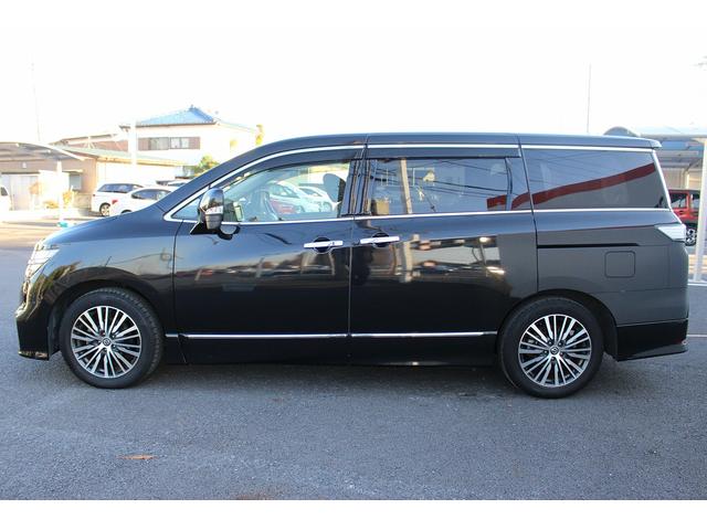 エルグランド ２５０ハイウェイスターＳ　社外ナビ　Ｂｌｕｅｔｏｏｔｈ　バックカメラ　ハーフレザーシート　アダクティブクルーズコントロール　両側電動スライドドア　衝突軽減ブレーキサポート　ＥＴＣ　純正アルミホイール　盗難防止システム　ＬＥＤ（14枚目）