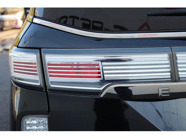 エルグランド ２５０ハイウェイスターＳ　社外ナビ　Ｂｌｕｅｔｏｏｔｈ　バックカメラ　ハーフレザーシート　アダクティブクルーズコントロール　両側電動スライドドア　衝突軽減ブレーキサポート　ＥＴＣ　純正アルミホイール　盗難防止システム　ＬＥＤ（21枚目）