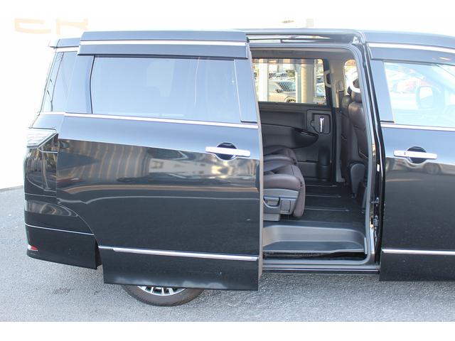 エルグランド ２５０ハイウェイスターＳ　社外ナビ　Ｂｌｕｅｔｏｏｔｈ　バックカメラ　ハーフレザーシート　アダクティブクルーズコントロール　両側電動スライドドア　衝突軽減ブレーキサポート　ＥＴＣ　純正アルミホイール　盗難防止システム　ＬＥＤ（30枚目）