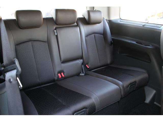 エルグランド ２５０ハイウェイスターＳ　社外ナビ　Ｂｌｕｅｔｏｏｔｈ　バックカメラ　ハーフレザーシート　アダクティブクルーズコントロール　両側電動スライドドア　衝突軽減ブレーキサポート　ＥＴＣ　純正アルミホイール　盗難防止システム　ＬＥＤ（41枚目）