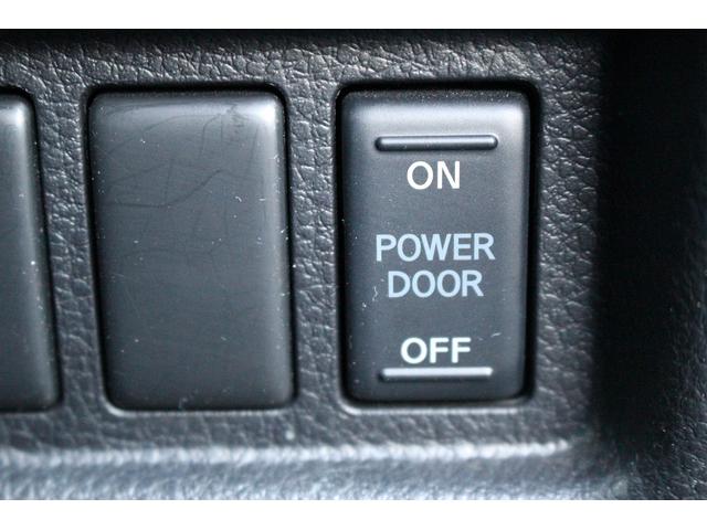 エルグランド ２５０ハイウェイスターＳ　社外ナビ　Ｂｌｕｅｔｏｏｔｈ　バックカメラ　ハーフレザーシート　アダクティブクルーズコントロール　両側電動スライドドア　衝突軽減ブレーキサポート　ＥＴＣ　純正アルミホイール　盗難防止システム　ＬＥＤ（57枚目）