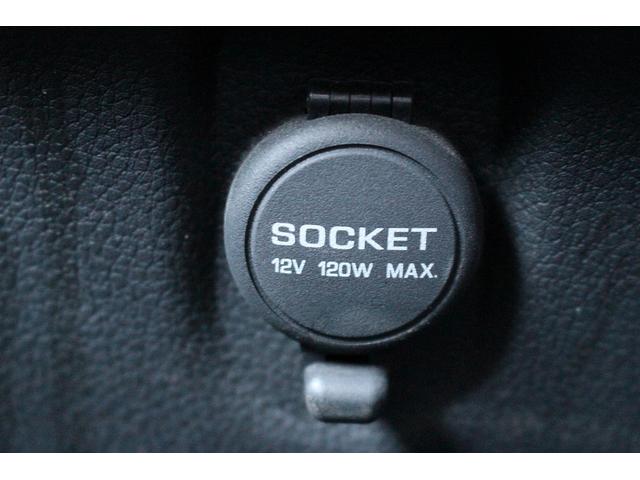 エルグランド ２５０ハイウェイスターＳ　社外ナビ　Ｂｌｕｅｔｏｏｔｈ　バックカメラ　ハーフレザーシート　アダクティブクルーズコントロール　両側電動スライドドア　衝突軽減ブレーキサポート　ＥＴＣ　純正アルミホイール　盗難防止システム　ＬＥＤ（64枚目）