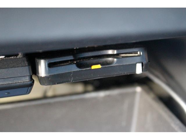 ＢＲＺ Ｓ　禁煙車　社外ナビ　フルセグ　オートクルーズコントロール　パドルシフト　ＥＴＣ　Ｂｌｕｅｔｏｏｔｈ　純正１７インチアルミホイール　オートライト　ＬＥＤヘッドライト　１２Ｖシガーソケット　ＤＶＤプレイヤー（6枚目）