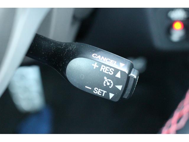 ＢＲＺ Ｓ　禁煙車　社外ナビ　フルセグ　オートクルーズコントロール　パドルシフト　ＥＴＣ　Ｂｌｕｅｔｏｏｔｈ　純正１７インチアルミホイール　オートライト　ＬＥＤヘッドライト　１２Ｖシガーソケット　ＤＶＤプレイヤー（7枚目）