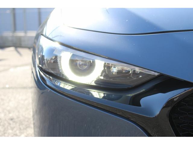 ＭＡＺＤＡ３ファストバック ２０Ｓプロアクティブ　ツーリングセレクション　禁煙車　メーカーオプション８型ナビ　フルセグ　アラウンドヴューモニター　メモリ＆ヒーター付きパワーシート　ステアリングヒーター　ブラインドスポットモニター　レーダークルーズ　運転支援　コーナーセンサー（5枚目）