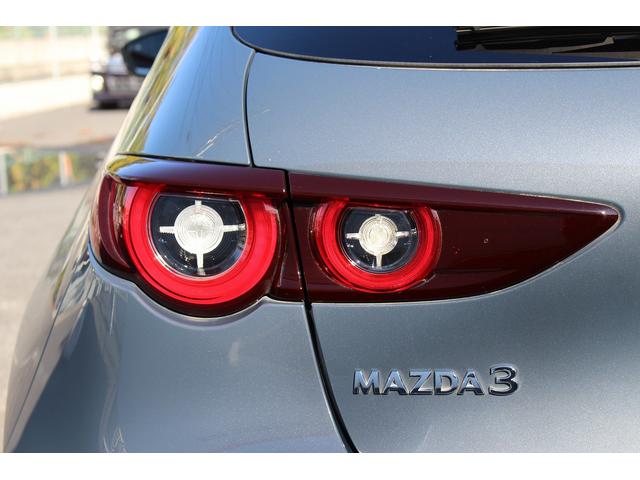 ＭＡＺＤＡ３ファストバック ２０Ｓプロアクティブ　ツーリングセレクション　禁煙車　メーカーオプション８型ナビ　フルセグ　アラウンドヴューモニター　メモリ＆ヒーター付きパワーシート　ステアリングヒーター　ブラインドスポットモニター　レーダークルーズ　運転支援　コーナーセンサー（7枚目）