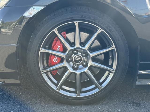 ８６ ＧＴ　後期型　モデリスタエアロ　ｂｒｅｍｂｏ製ブレーキセット　ＴＲＤ４本出しマフラー　禁煙車　純正ナビ　バックカメラ　フルセグ　オートクルーズコントロール　ＥＴＣ　ＬＥＤヘッドライト　６速マニュアル車（14枚目）
