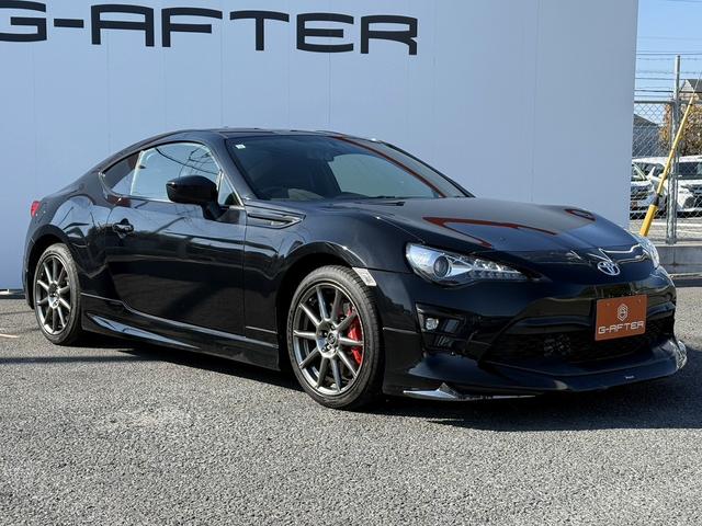 ８６ ＧＴ　後期型　モデリスタエアロ　ｂｒｅｍｂｏ製ブレーキセット　ＴＲＤ４本出しマフラー　禁煙車　純正ナビ　バックカメラ　フルセグ　オートクルーズコントロール　ＥＴＣ　ＬＥＤヘッドライト　６速マニュアル車（20枚目）