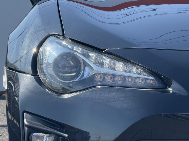 ８６ ＧＴ　後期型　モデリスタエアロ　ｂｒｅｍｂｏ製ブレーキセット　ＴＲＤ４本出しマフラー　禁煙車　純正ナビ　バックカメラ　フルセグ　オートクルーズコントロール　ＥＴＣ　ＬＥＤヘッドライト　６速マニュアル車（26枚目）