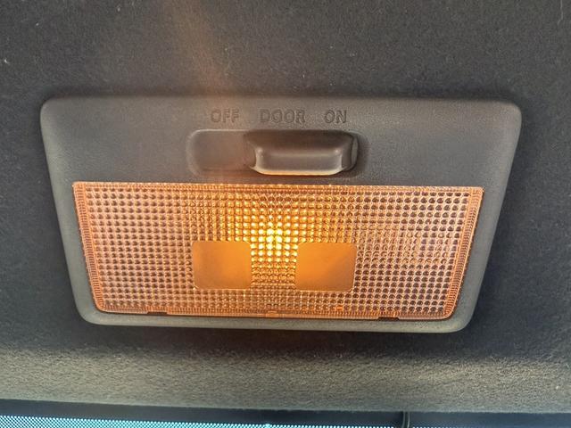 ８６ ＧＴ　後期型　モデリスタエアロ　ｂｒｅｍｂｏ製ブレーキセット　ＴＲＤ４本出しマフラー　禁煙車　純正ナビ　バックカメラ　フルセグ　オートクルーズコントロール　ＥＴＣ　ＬＥＤヘッドライト　６速マニュアル車（62枚目）