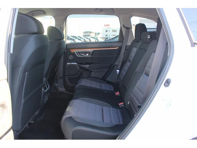 ＣＲ－Ｖハイブリッド ＥＸ　禁煙車　純正ナビ　フルセグ　バックカメラ　レーダークルーズ　衝突軽減ブレーキシステム　シートヒーター付きパワーシート　ブラインドスポットモニター　運転支援　ＵＳＢ端子　ＬＥＤヘッドライト　ＥＴＣ（29枚目）