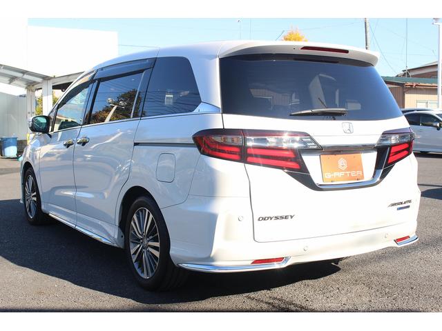 オデッセイハイブリッド ハイブリッドアブソルート・ＥＸホンダセンシング　中期型　禁煙車　純正９インチナビ　純正１１インチ後席モニター　アラウンドヴューモニター　ブラインドスポットモニター　ヒーター付きパワーシート　コーナーセンサー　駐車支援システム　両側電動スライド（8枚目）