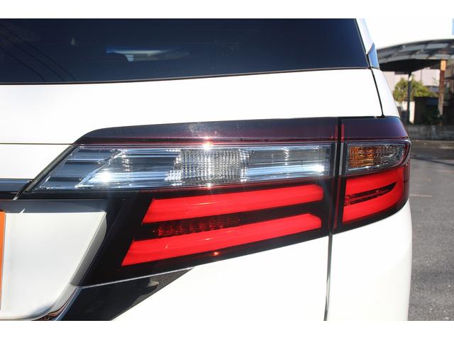 オデッセイハイブリッド ハイブリッドアブソルート・ＥＸホンダセンシング　中期型　禁煙車　純正９インチナビ　純正１１インチ後席モニター　アラウンドヴューモニター　ブラインドスポットモニター　ヒーター付きパワーシート　コーナーセンサー　駐車支援システム　両側電動スライド（15枚目）