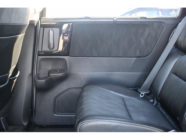 オデッセイハイブリッド ハイブリッドアブソルート・ＥＸホンダセンシング　中期型　禁煙車　純正９インチナビ　純正１１インチ後席モニター　アラウンドヴューモニター　ブラインドスポットモニター　ヒーター付きパワーシート　コーナーセンサー　駐車支援システム　両側電動スライド（27枚目）