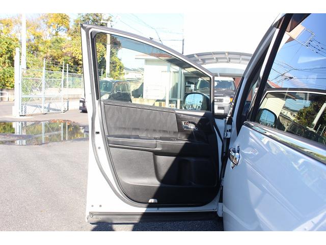 オデッセイハイブリッド ハイブリッドアブソルート・ＥＸホンダセンシング　中期型　禁煙車　純正９インチナビ　純正１１インチ後席モニター　アラウンドヴューモニター　ブラインドスポットモニター　ヒーター付きパワーシート　コーナーセンサー　駐車支援システム　両側電動スライド（29枚目）