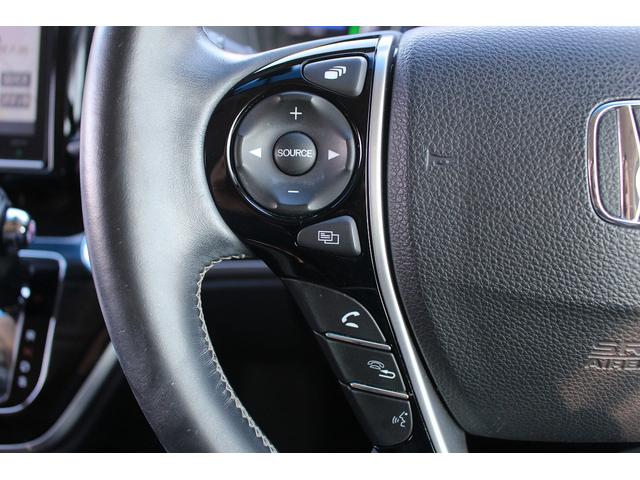 オデッセイハイブリッド ハイブリッドアブソルート・ＥＸホンダセンシング　中期型　禁煙車　純正９インチナビ　純正１１インチ後席モニター　アラウンドヴューモニター　ブラインドスポットモニター　ヒーター付きパワーシート　コーナーセンサー　駐車支援システム　両側電動スライド（45枚目）