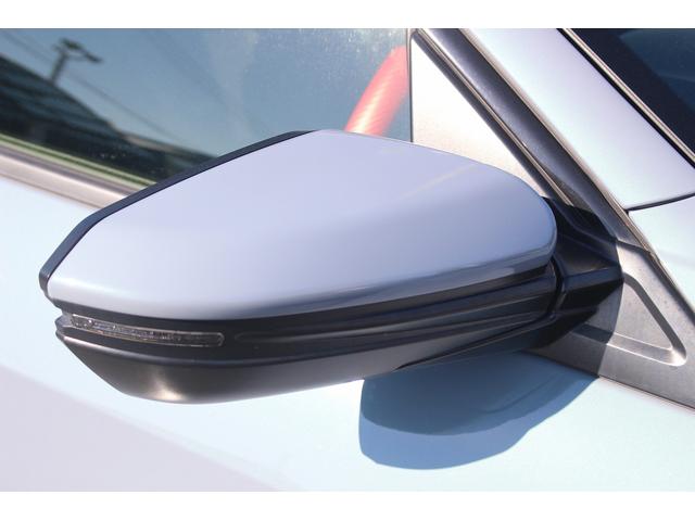 シビック ハッチバック　禁煙車　サンルーフ　ＯＰ本革シート　純正ナビ　フルセグ　バックカメラ　パワーシート　衝突軽減ブレーキシステム　アダクティブクルーズ　ブレーキホールド　パドルシフト　シートヒーター　スポーツアルミペダル（17枚目）