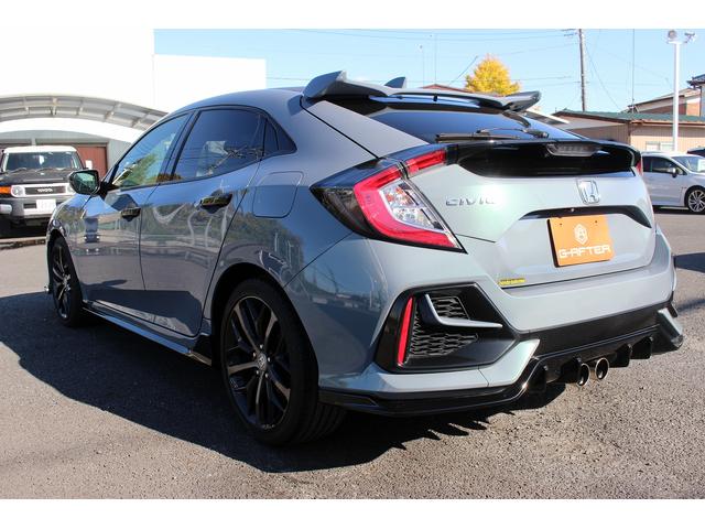 シビック ハッチバック　禁煙車　サンルーフ　ＯＰ本革シート　純正ナビ　フルセグ　バックカメラ　パワーシート　衝突軽減ブレーキシステム　アダクティブクルーズ　ブレーキホールド　パドルシフト　シートヒーター　スポーツアルミペダル（77枚目）