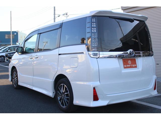 ヴォクシー ＺＳ　煌ＩＩ　禁煙車　純正９インチナビ　フルセグＴＶ　バックカメラ　後席モニター　衝突軽減　車線逸脱防止システム　両側電動スライドドア　先行者発信告知　純正１６インチアルミ　ビルトインＥＴＣ　アイドリングストップ（22枚目）