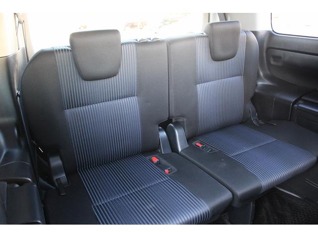 ヴォクシー ＺＳ　煌ＩＩ　禁煙車　純正９インチナビ　フルセグＴＶ　バックカメラ　後席モニター　衝突軽減　車線逸脱防止システム　両側電動スライドドア　先行者発信告知　純正１６インチアルミ　ビルトインＥＴＣ　アイドリングストップ（44枚目）