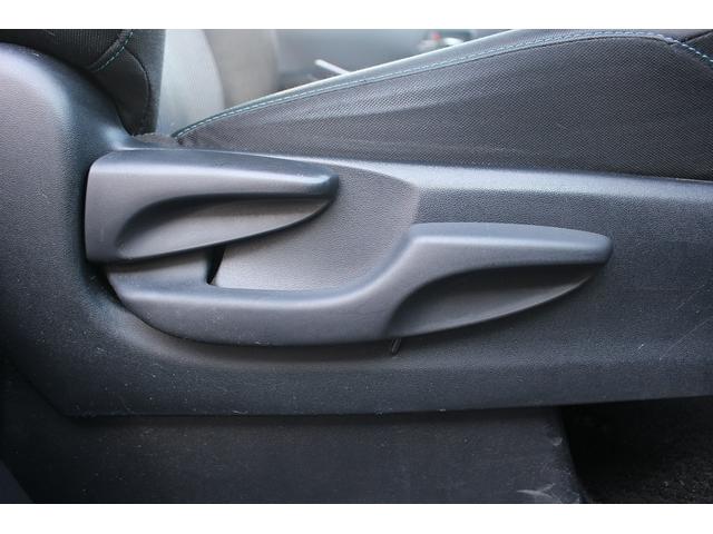 ヴォクシー ＺＳ　煌ＩＩ　禁煙車　純正９インチナビ　フルセグＴＶ　バックカメラ　後席モニター　衝突軽減　車線逸脱防止システム　両側電動スライドドア　先行者発信告知　純正１６インチアルミ　ビルトインＥＴＣ　アイドリングストップ（58枚目）