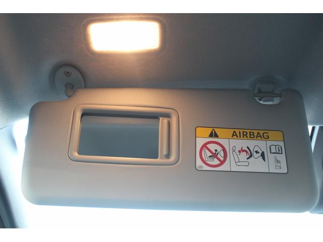 ヴォクシー ＺＳ　煌ＩＩ　禁煙車　純正９インチナビ　フルセグＴＶ　バックカメラ　後席モニター　衝突軽減　車線逸脱防止システム　両側電動スライドドア　先行者発信告知　純正１６インチアルミ　ビルトインＥＴＣ　アイドリングストップ（66枚目）